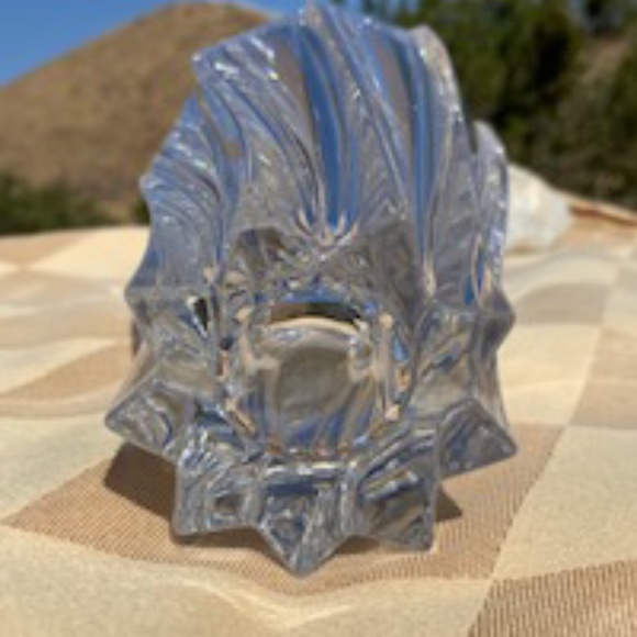 STUNNING SPIRAL VASE - Picture 9 of 9